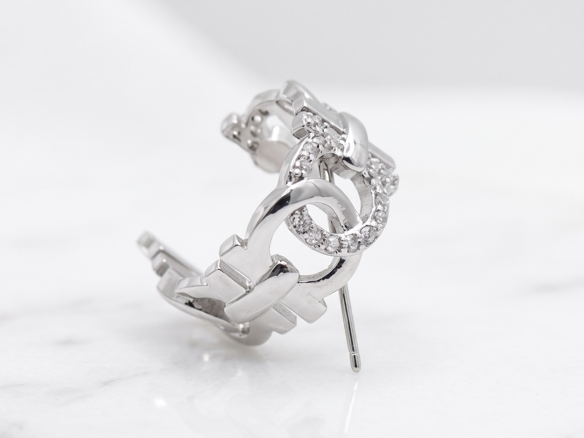 Aretes EarCuff Ferragamo