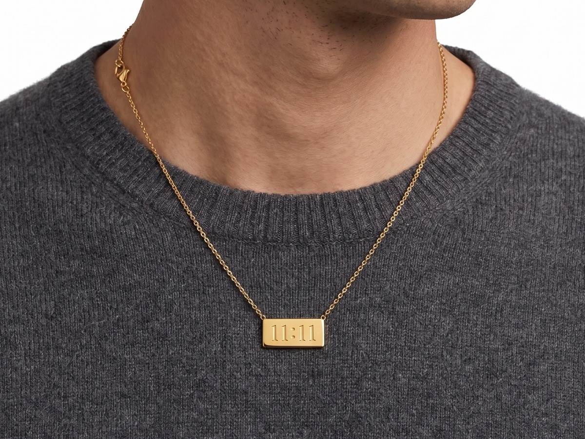 Collar eleven eleven